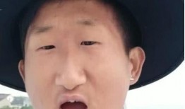 网红紧凑哥老婆图片