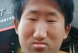 网红紧凑哥老婆图片