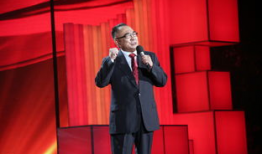 誓言鲍国安背景,鲍国安的演艺生涯与家国情怀